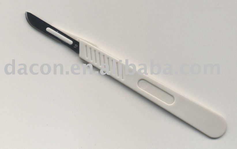 Disposable surgical blade 
